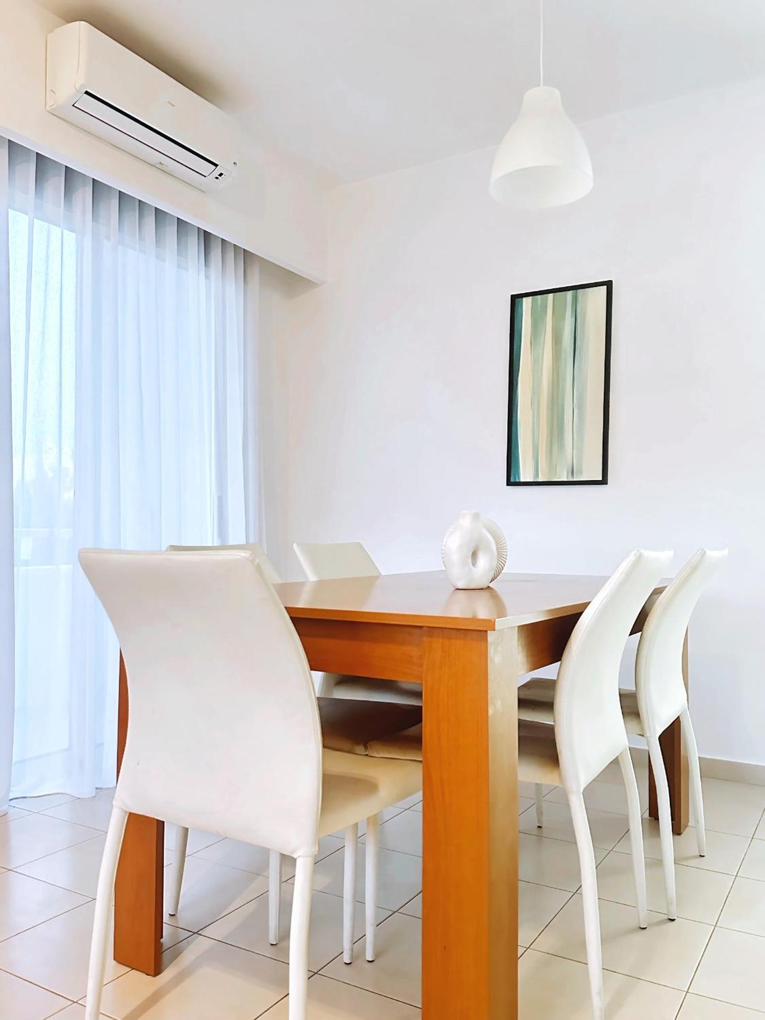 Apartment Elysia Park Ameliya 202 *